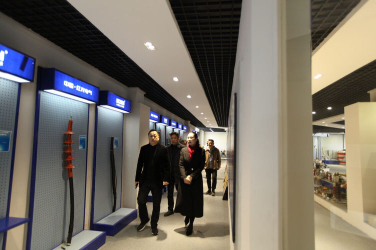 �����и��г���΢��һ��ݰ���Ϲ�NG28�������ſ������