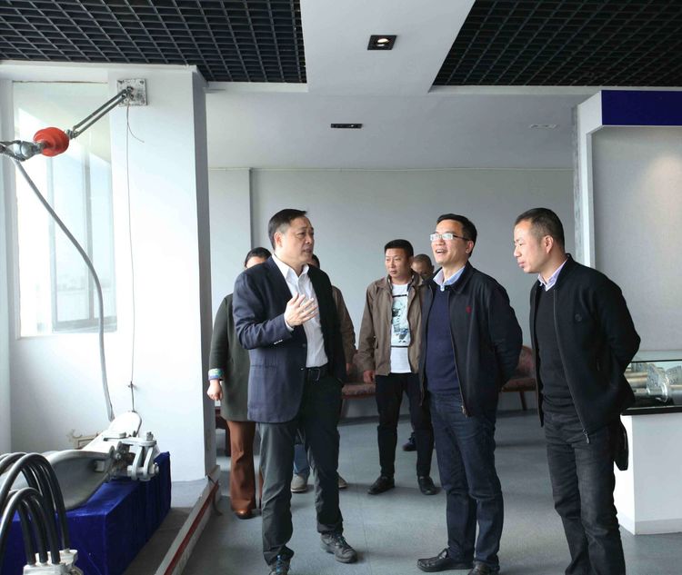 ������ͳ�ƾֵ��鸱��ǡ����ֳ���Т���������Ϲ�NG28������������