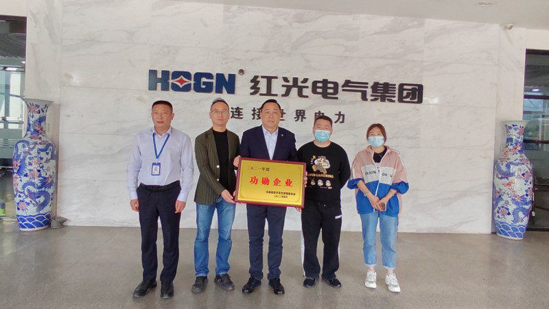 �µ���ʹ������������ʵ���¿�Խ